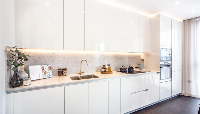 2 bed property in 4 Thornes House, 6-8 Charles Clowes Walk, London